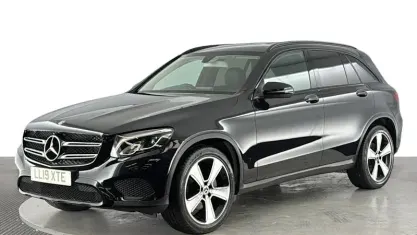 Used Mercedes GLC220 Urban 170 HP (125 kW) 2019 Black SUV