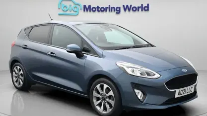 Usado Ford Fiesta Trend 95 CV (69 kW) 2021 Azul Utilitario