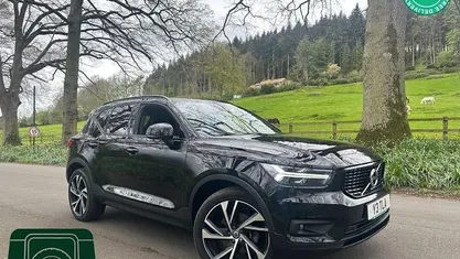 Usado Volvo XC40 R-Design Pro 190 HP (139 kW) 2020 SUV