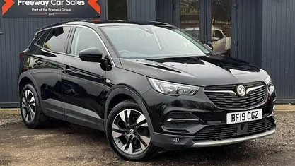 Used Vauxhall Grandland X Sport 131 HP (96 kW) 2019 Black SUV