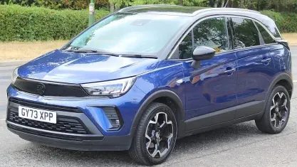 Used Vauxhall Crossland Ultimate 110 HP (80 kW) 2023 Blue SUV