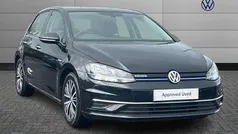 Black Used 2019 VW Golf VII SE Hatchback | £12,400 (Fair price)