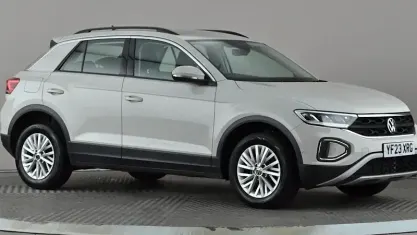 Used VW T-Roc Life 110 HP (80 kW) 2023 Grey SUV