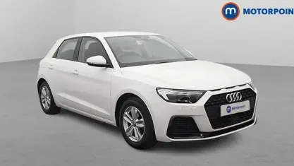 Used Audi A1 Sportback 95 HP (69 kW) 2020 White Hatchback