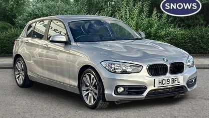 Used BMW 118 Sport Line 136 HP (100 kW) 2019 Silver Hatchback