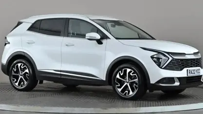 Used Kia Sportage 230 HP (169 kW) 2022 White SUV
