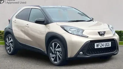 Used Toyota Aygo X 72 HP (52 kW) 2024 Beige SUV