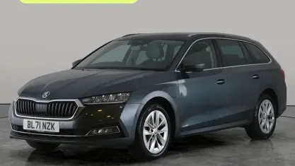 Używany Skoda Octavia SE L 204 KM (150 kW) 2022 Szary Kombi