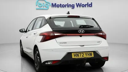 White Used 2022 Hyundai i20 SE Hatchback | £12,900 (Fair price)