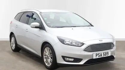 Used 2017 Ford Focus Zetec Estate | £9,799 (Fair price)