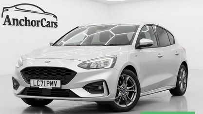 Używany Ford Focus ST-Line 155 KM (114 kW) 2021 Srebrny Hatchback