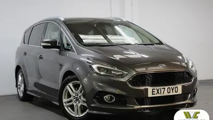 Magnetic grey Used 2017 Ford S-MAX Sport MPV | £13,995 (Fair price)