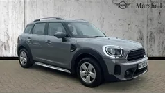 Moonwalk grey Used 2022 Mini Cooper Countryman Classic SUV | £22,400 (Fair price)