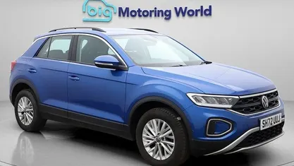 Begagnad VW T-Roc S 110 HK (80 kW) 2023 Blå SUV