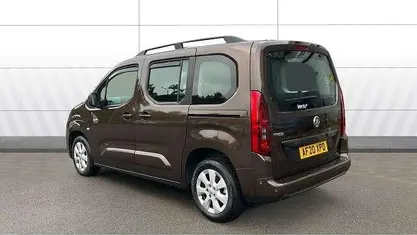 Used Vauxhall Combo 131 HP (96 kW) 2020 Brown MPV
