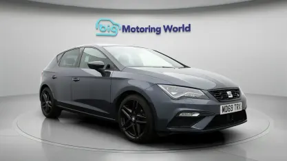 Used Seat Leon Black Edition 131 HP (96 kW) 2020 Grey Hatchback