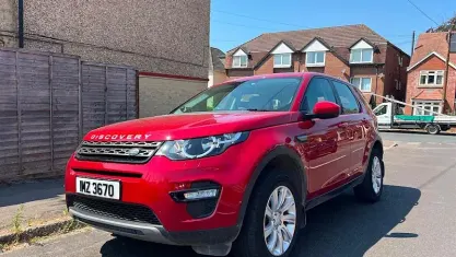 Used Land Rover Discovery 5 SE 179 HP (131 kW) 2019 SUV