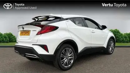 Usado Toyota C-HR 194 HP (142 kW) 2023 SUV
