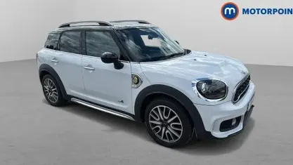 Used Mini Cooper S Countryman Sport 224 HP (164 kW) 2019 White SUV