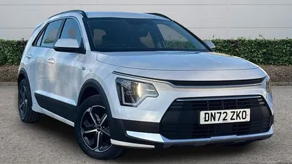 Used Kia Niro 141 HP (103 kW) 2023 White SUV