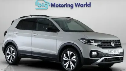 Usado VW T-Cross Black Edition 110 HP (80 kW) 2023 Cinzento SUV