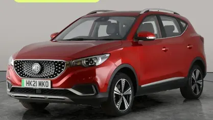 Second-hand MG ZS Exclusive 105 kW (143 CP) 2021 Roșu SUV