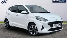 White Used 2024 Hyundai i10 Advanced Hatchback | £14,995 (Fair price)