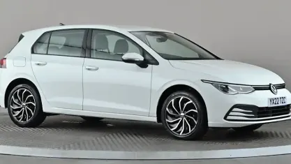 Used VW Golf VIII Life 150 HP (110 kW) 2024 Hatchback