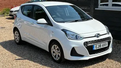 Used Hyundai i10 SE 67 HP (49 kW) 2020 Hatchback