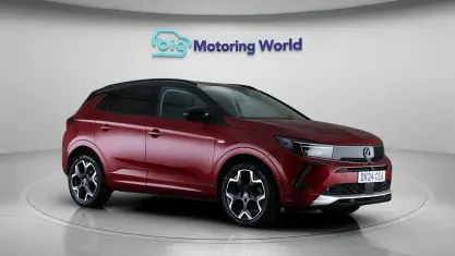 Used Vauxhall Grandland X Ultimate 131 HP (96 kW) 2024 Red SUV