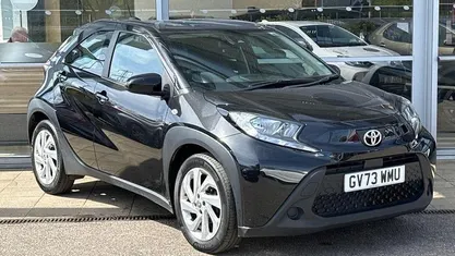 Used Toyota Aygo X PURE 72 HP (52 kW) 2024 SUV