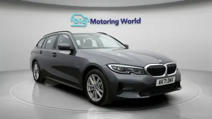 Begagnad BMW 330e 292 HK (214 kW) 2021 Kombi