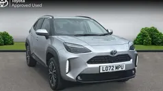 Used 2024 Toyota Yaris Hybrid Estate | £22,742 (Fair price)