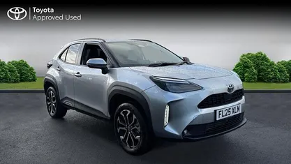 Used Toyota Yaris Hybrid Design 116 HP (85 kW) 2025 Estate