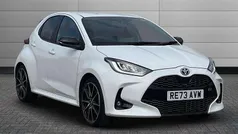 Platinum white Used 2023 Toyota Yaris Hybrid Sport Hatchback | £19,595 (Fair price)