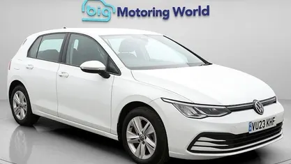 Used VW Golf VIII Life 150 HP (110 kW) 2023 Hatchback