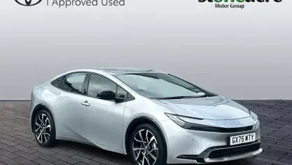 Used Toyota Prius 223 HP (164 kW) 2025 Silver Hatchback