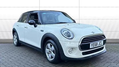 White Used 2018 Mini Cooper Hatch Hatchback | £10,579 (Good price)