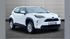 White Used 2022 Toyota Yaris Cross SUV | £20,150 (Good price)