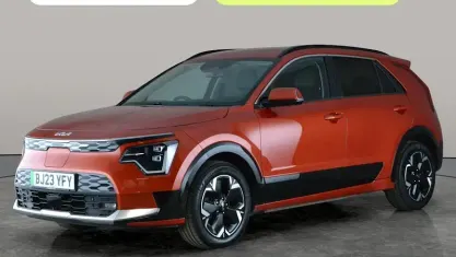 Used Kia e-Niro 150 kW (204 HP) 2023 Orange SUV