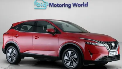 Used Nissan Qashqai Acenta Premium 140 HP (102 kW) 2023 Red SUV