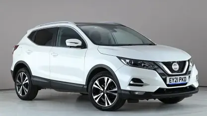 Używany Nissan Qashqai N-Connecta 158 KM (116 kW) 2021 Biały SUV