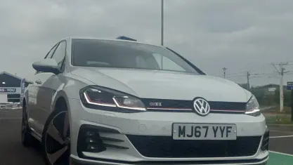 Used VW Golf VII GTI 230 HP (169 kW) 2017 White Hatchback