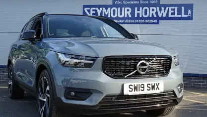 Used Volvo XC40 R-Design Pro 190 HP (139 kW) 2019 Grey SUV