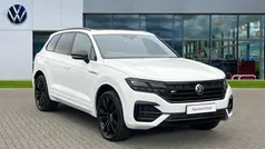 Pure white Used 2021 VW Touareg Black Edition SUV | £40,112 (Good price)