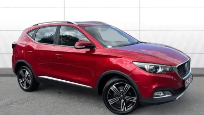 Usado MG ZS Exclusive 106 CV (77 kW) 2019 Rojo SUV