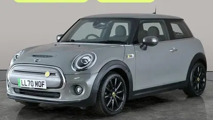 Used 2020 Mini Cooper Level 2 Hatchback | £9,854 (Fair price)