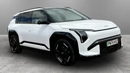 Used Kia EV3 GT-Line S 150 kW (204 HP) 2025 White SUV