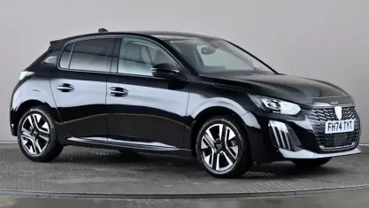 Used Peugeot 208 Allure 101 HP (74 kW) 2025 Black Hatchback