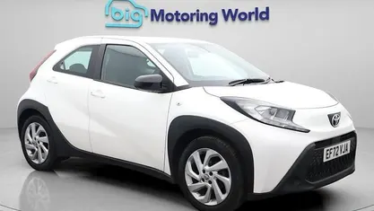 Used Toyota Aygo X PURE 72 HP (52 kW) 2025 SUV